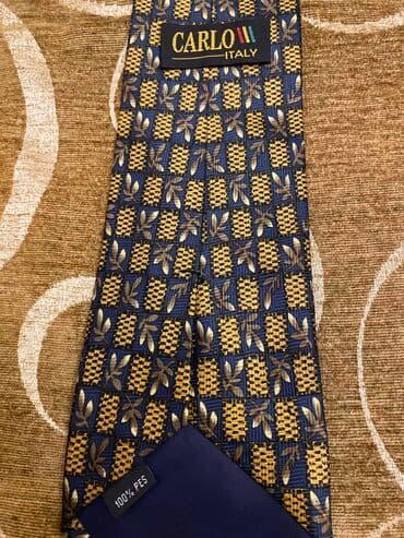 Sviterlər: Qalstuk
4 ədədi 10 azn
Ya bura yada vatsapa yazın — 5