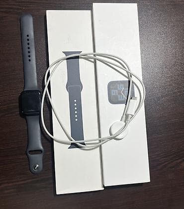 Apple watch se 2nd 90% pil 40mm ölçü Midnight rəng Təzədir demek