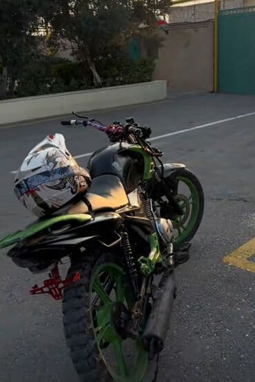 mon moto: Haojue - sport 200 sm3, 2014 il — 2