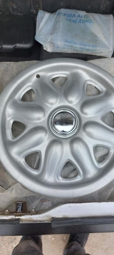 Avtomobil təkəri üçün dekorativ qapaq (kalpak) Qaz 3110 kalpağı 4 — 1