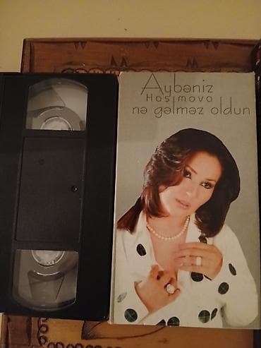 video dvd: VHS kasetlər toplusu Məzmun: - Aybəniz Haşımova – “Nə gəlməz oldun” - — 2