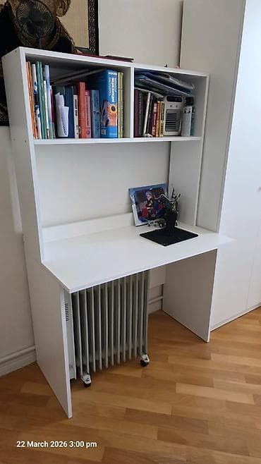 *Sada* yazı masası 80 AZN səliqəli işlənib olcu(160sm x100sm) Unvan