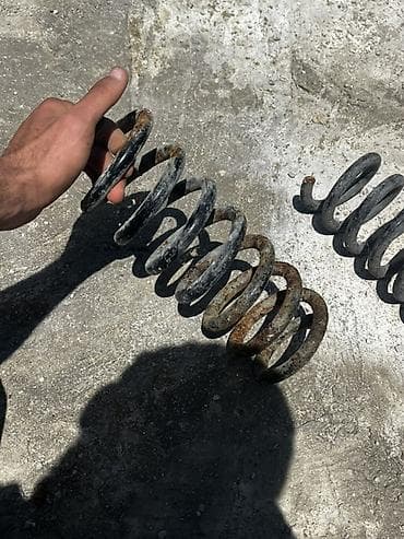 Salam çeşka üçündü arxa purjunlardı qızdırılıb kesilib real alicilar lalafo.az -da Salam çeşka üçündü arxa purjunlardı qızdırılıb kesilib real alicilar