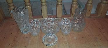 xina dekoru: Klassik naxışlı kəsmə təmiz xurustal Tərkibi: - 1 ədəd hündür vaza — 2