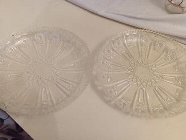 Mətbəx qab-qacaq dəsti Dəst tərkibi: - 2 ədəd şüşə desert/servis