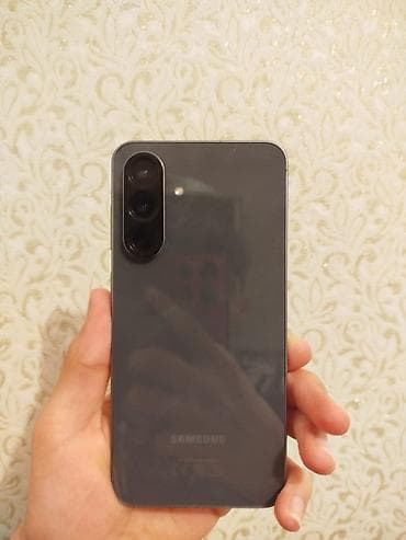 TV və video: Samsung Galaxy A56 5G, 256 GB, rəng - Boz, Simsiz şarj — 2