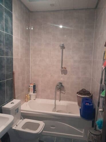 yeni gunəşlidə 1 otaqlı evlər: Nizami rayonu,Qara Qarayev metrosu,Bona Dea hospitalın yaxınlığında,6 — 4