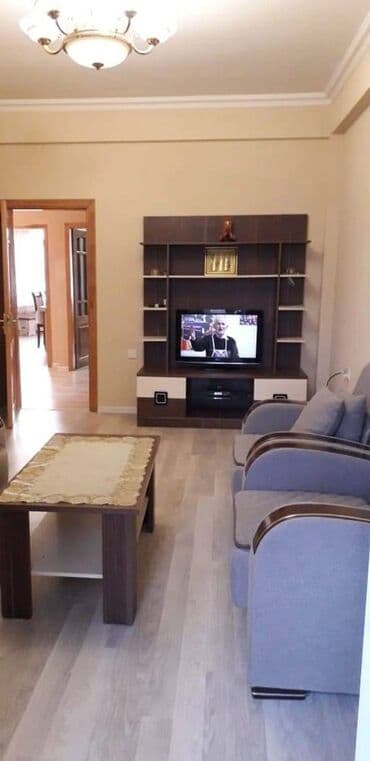 mida sosial evler 2023: Səbail rayonu,Qurd qapısının yanında,2 otaqlı,təmirli,əşyalı mənzil — 1