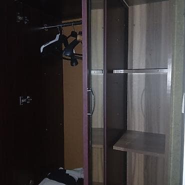 İşlənmiş, 2 qapılı, Güzgülü, Qəhvəyi, Digər material, Açılan, Düz dolab — 3