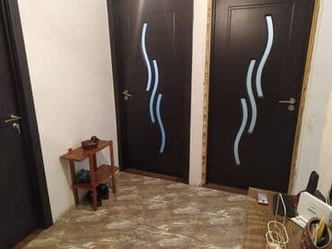 8 ci mikrorayon 3 otaqli evler: Bakı, 3 otaqlı, Köhnə tikili, m. Xalqlar Dostluğu, 90 kv. m — 4