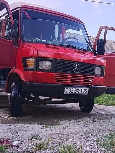 bmw x5 e53: Mercedes-Benz T1: 2.3 l | 1994 il Mikroavtobus — 1