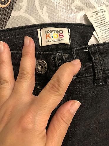 jogger şalvar: Uşaq şalvar dəsti Məhsulun tərkibi: - 1 ədəd qara rəngli idman — 8