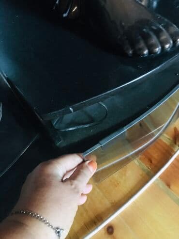 ikinci əl şifanerlər: İşlənmiş, Düz TV altlığı, Polkalı, Şüşəli, Belarusiya — 6