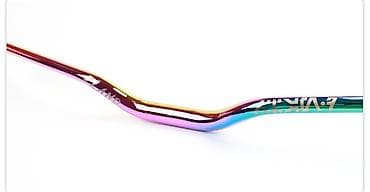 velosipet hisseleri: Məhsul: Velosiped sükanı – rəngli “oil-slick/neo-chrome” örtüklü — 2