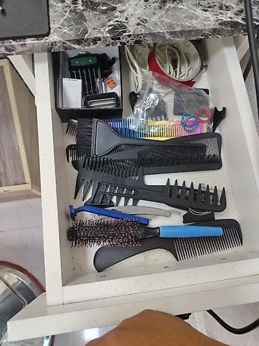 Мебель: Tam komplekt kişi salonu/barber avadanlığı və ləvazimatları satılır – — 2