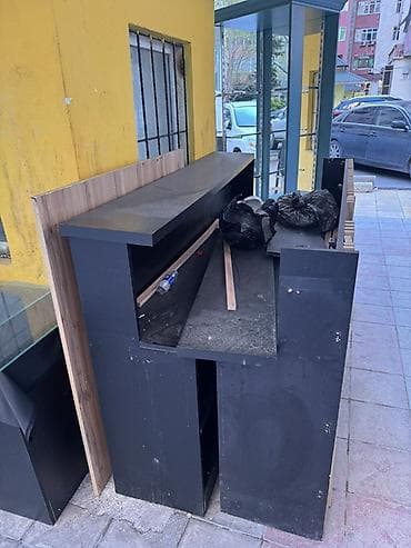 Resepsion/qarşılama stolu – L şəkilli - Material: MDF/LDSP əsaslı, ön