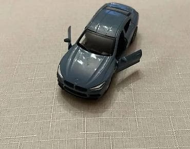 oyun maşını: Masaüstü kolleksiya üçün metal oyuncaq avtomobil modeli - Korpus — 2