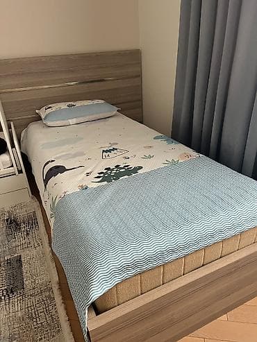 yataq manej: Kravat. 200azn.matras daxil. Yenidir istifadə edilməyib. Ünvan montin — 1