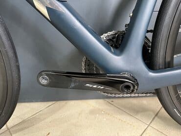 5 ci sinif riyaziyyat qiymətləndirmə tapşırıqları: TREK yol velosipedi – karbon karkaslı, disk əyləcli, Shimano 105 — 17