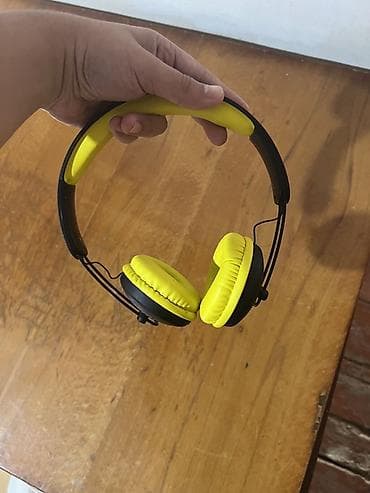 samsung level u: Qeyd:Blutoethludur. Sarı-qara rəngli simli on-ear qulaqlıq - — 1