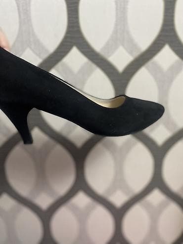 ayaggabı: Qadın klassik tufliləri – AMUGO (Turkey) - Rəng: qara - Material — 1