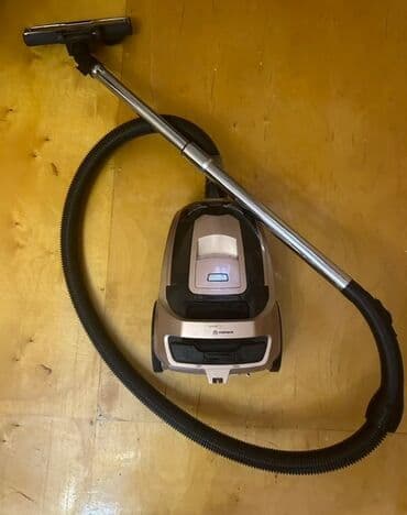 Maqnitofonlar: Tozsoran – qutu tipli, borulu Xüsusiyyətlər: - Tip: qutu tipli — 3