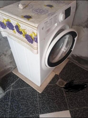 tap az kiraye evler elmlerde: Tələbə oğlanlara ev kirayə verilir. Mənzil bir otaq və mətbəxdən — 7