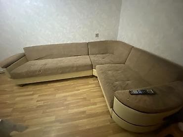 Künc divan, İşlənmiş lalafo.az -da Künc divan, İşlənmiş