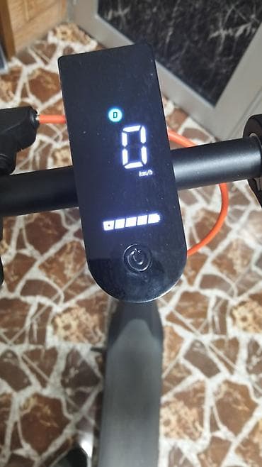 Электросамокаты: Cəmi 2 gün sürülüb. Elektrik skuter – şəhər içi rahat və təhlükəsiz — 1