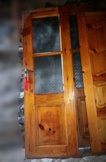 Taxta şüşəli qapı - Material: təbii ağac, laklanmış səth - Dizayn lalafo.az -da Taxta şüşəli qapı - Material: təbii ağac, laklanmış səth - Dizayn