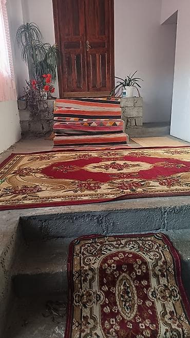 hesab satış: Əmlak Quba rayon Zərgova kəndində yerləşir, daimi işıq, su var. 2 otağ — 5