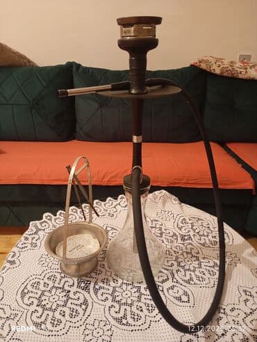 Nərgil dəsti - Klassik tip nərgil qurğusu: şüşə kolba, metal şaxta