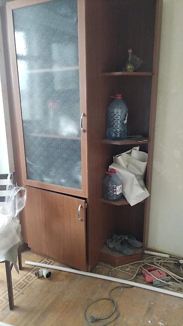 İşlənmiş, 3 qapılı, Siyirməli, Qəhvəyi, Taxta, Açılan, Düz dolab — 8