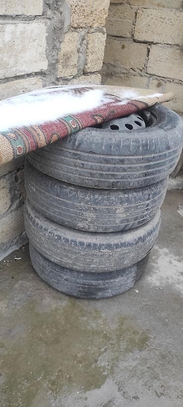 mersedes disklər: Disk təkər Mercedes-Benz 195 / 65 / R 15, 5 Boltlu — 1