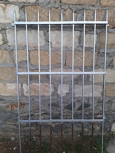 Metal pəncərə barmaqlığı - Material: polad profil boru və zolaq metal — 1