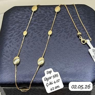 xarı bülbül kulon: Dəstə daxildir: Sırğa, Cartier, Sarı qızıl, 585 Əyar — 1