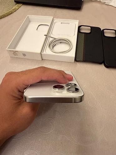 iphone 11 pro white: IPhone 15 Pro Max, 256 GB, White Titanium, Simsiz şarj, Face ID — 9