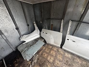 40 kuza prius: Məhsul: Avtomobil kuzov hissələri – sağ və sol arxa qapılar, sağ ön — 2