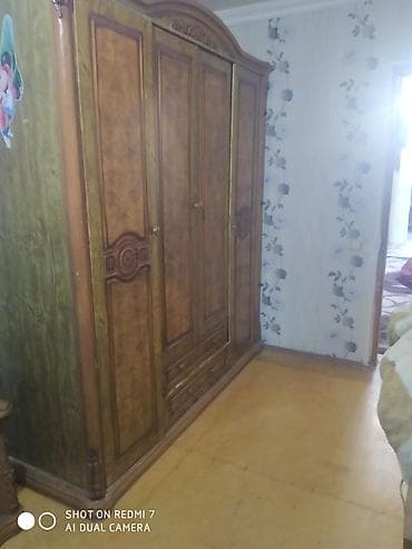 Kirayə otaqlar: Xalqlar dostluğu bakcell arenanin yaxınlıqı 70 nömrəli məktəbin — 9