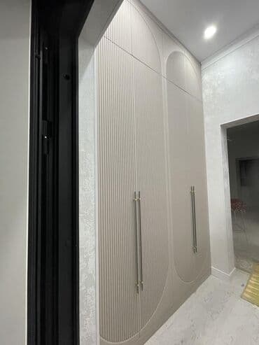 встроенный шкаф: Прямой шкаф, Для гостиной, Для прихожей, Для спальни, Для одежды, Распашной, Корпусный, 5 дверей — 4
