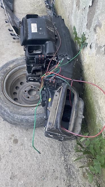 sevralit kuruz: Mercedes-Benz w202, 2.2 l, Benzin, İşlənmiş — 2