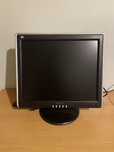 Kompüter, noutbuk və planşetlər: Satılır: 2 ədəd kompüter monitoru və 3 ədəd naqilli klaviatura dəsti — 1