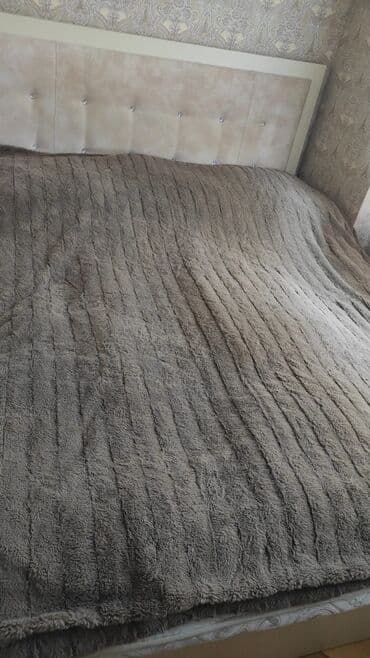 надувная кровать высокая: Двуспальная кровать — 1