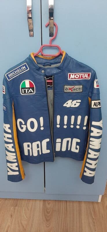 Носки и белье: Dəri kurtka yahsi veziyetde tam dəridən hazırlanıb — 1