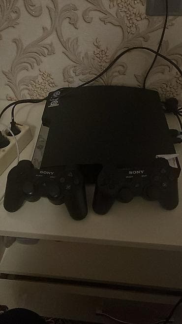 soni 3: Sony PlayStation 3 (PS3) Slim oyun konsolu Xüsusiyyətlər: - PS3 Slim — 1