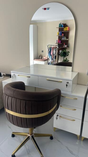 denge qabi qiymeti: Yeni, Saş kəsimi üçün masa, Güzgülü — 2