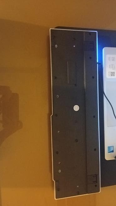 komputer kabel: Karopkasi atılıb 1 həftə işlenip təzəsi alındığına görə satılır — 1