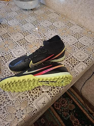 Futbol üçün süni örtük (TF) ayaqqabısı - Rəng: qara üst hissə, neon — 2