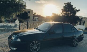 Daewoo Nexia: 1.5 l | 2011 il Sedan