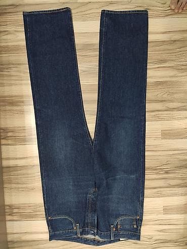 şalvar cins: Çox keyfiyyətli ve rahat kişi cins şalvarı satılır. - Brend: Levi’s — 3